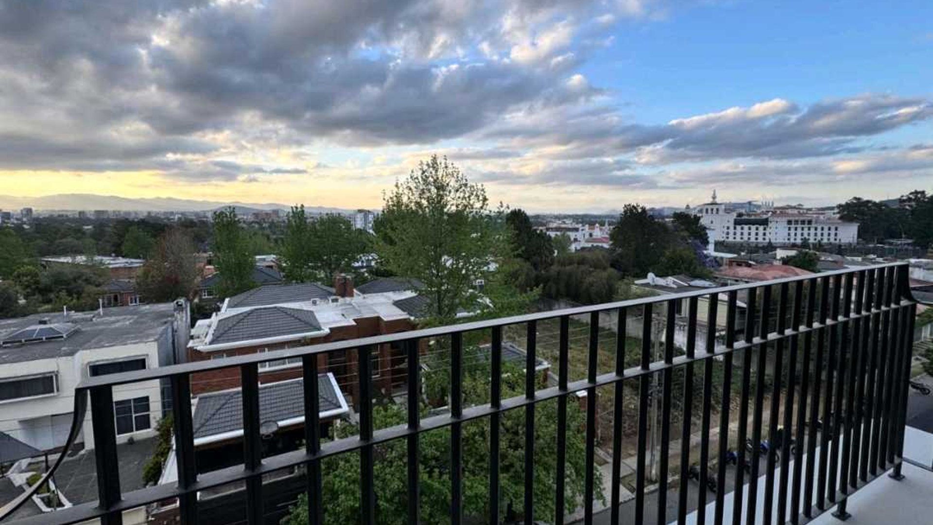 APARTAMENTO EN ALQUILER???? Nogales de Cayalá, zona 16✔️ Para estrenar - Miniatura 8