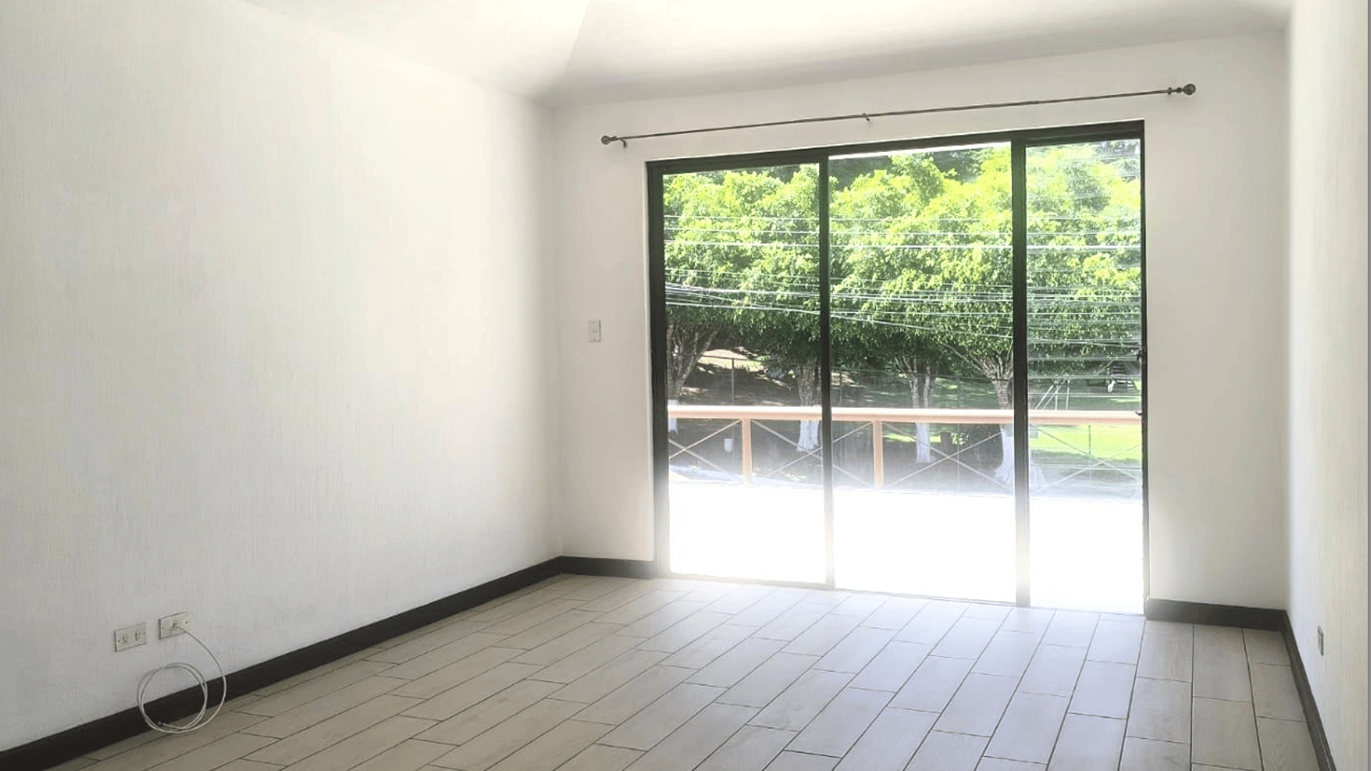 ALQUILER DE HERMOSA CASA - TERRAVISTA, KM 16.5 CES - Miniatura 8