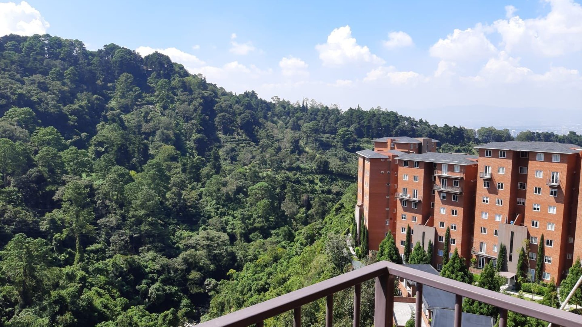 Vendo Lindo Apartamento Amueblado en Condominio Hexa Cañada z16