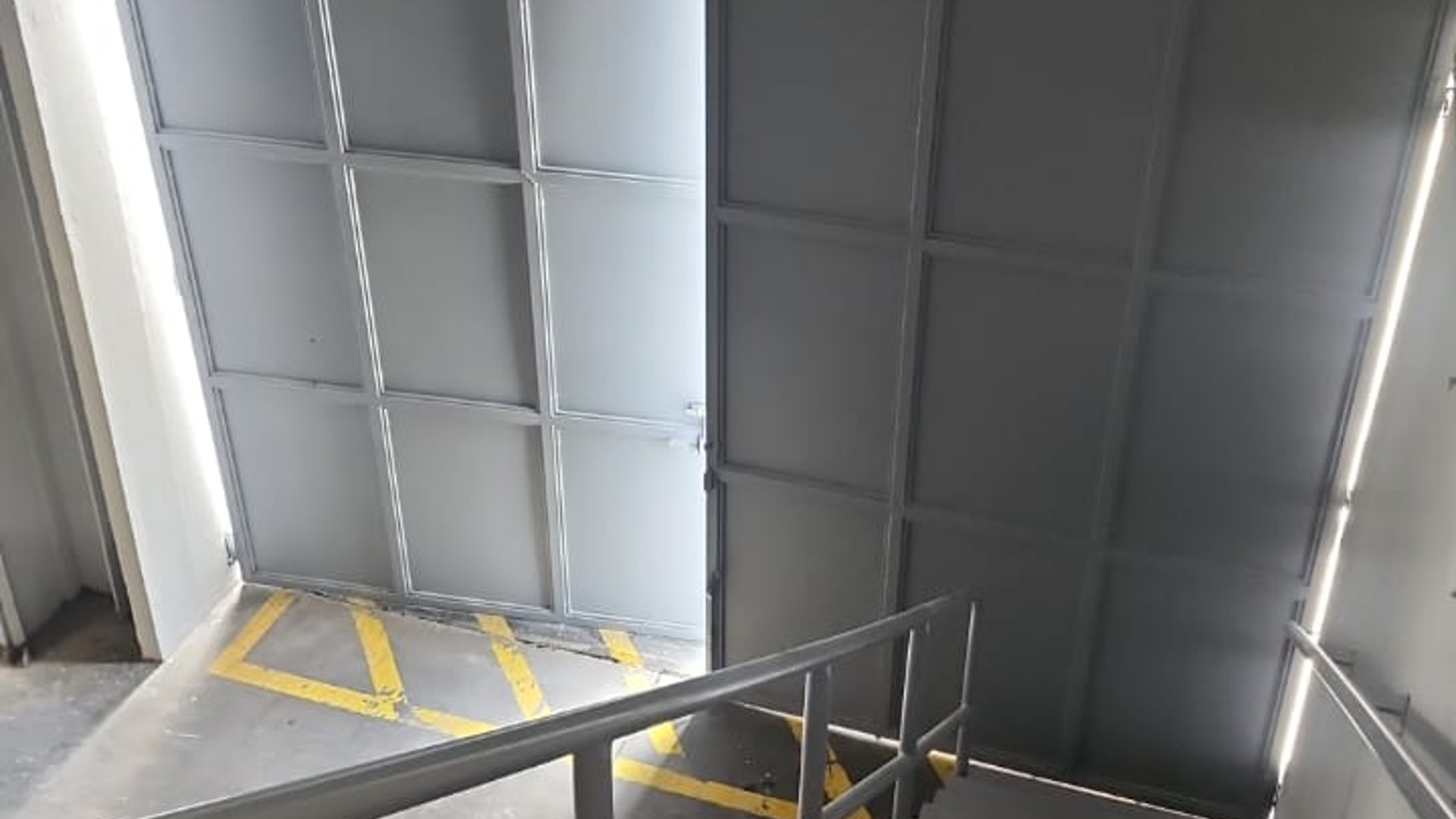 OFIBODEGA EN COMPLEJO ZONA 6 DE VILLA NUEVA - Miniatura 10