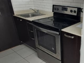 Apartamento en Alquiler Vistas de Las Charcas Zona 11 - 3