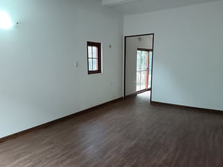Venta de casa en casa ubicada en 6a avenida Norte, Zona 6, San lucas. - 5