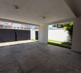 Casa en Alquiler Jardines de San Isidro, zona 16