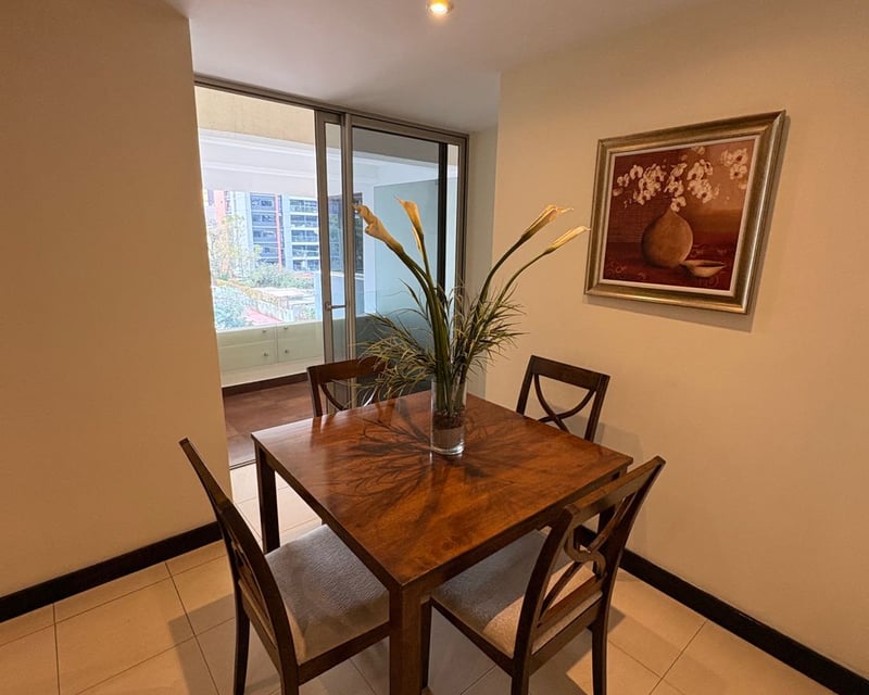 Alquilo Lindo Apartamento en Edificio Cobella zona 14