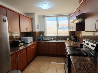 En Alquiler Apartamento Amueblado con 273m2 en Zona 14 - 4