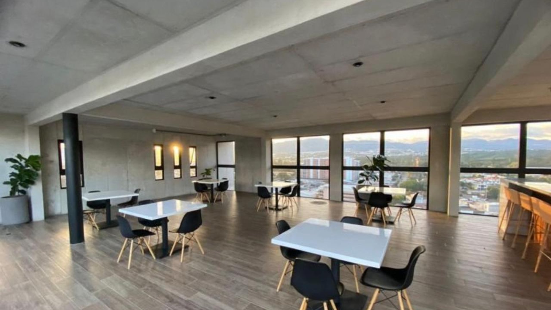 Apartamento en Renta en Zona 11 - Vidalta Mariscal Ref-6047 - Image 1
