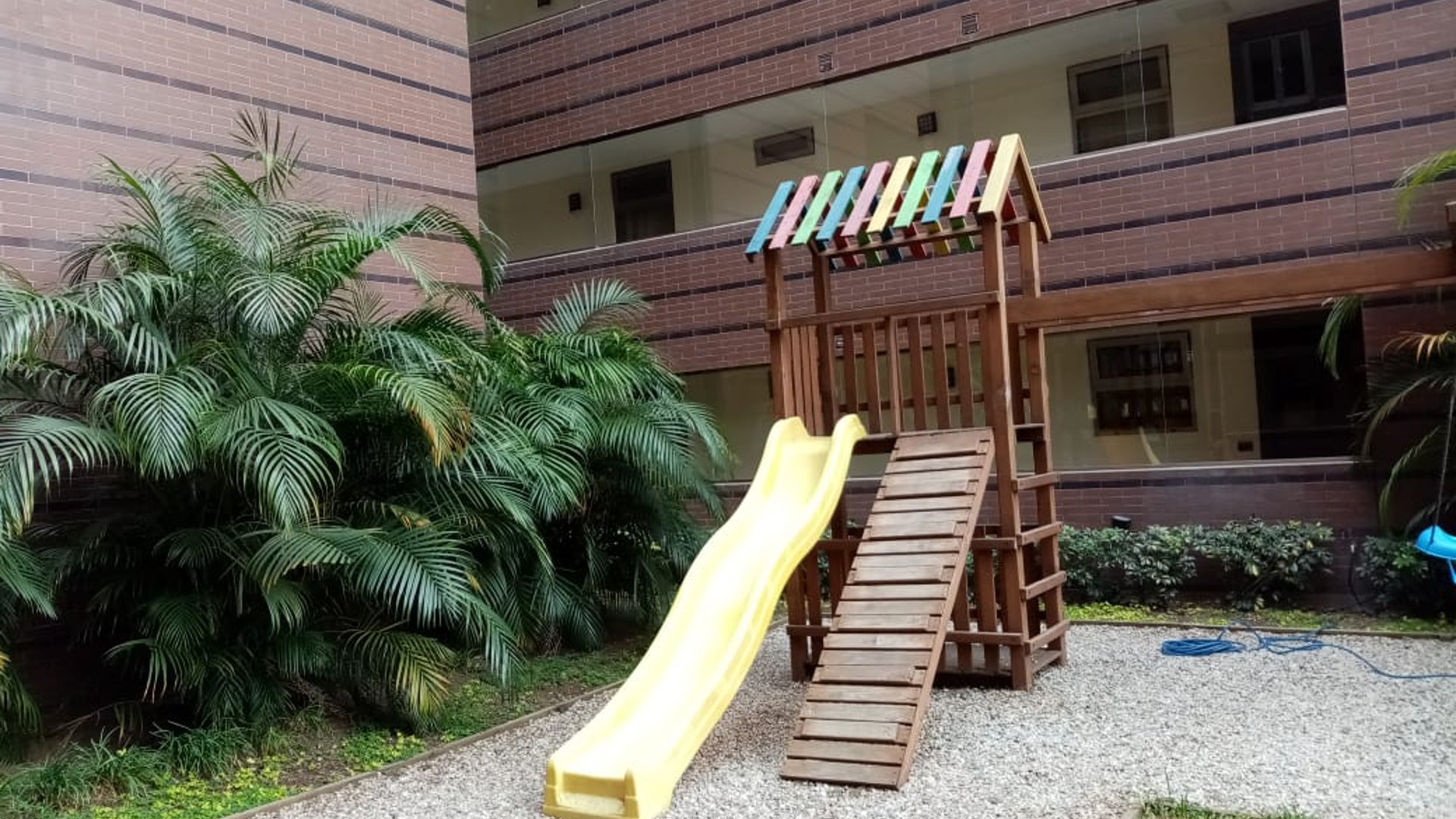 Alquilo Apartamento en Jardines de las Charcas Zona 11 /D - Miniatura 18