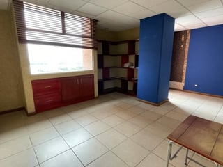 OFICINA COMERCIAL EN RENTA, AREA EL NARANJO - 4