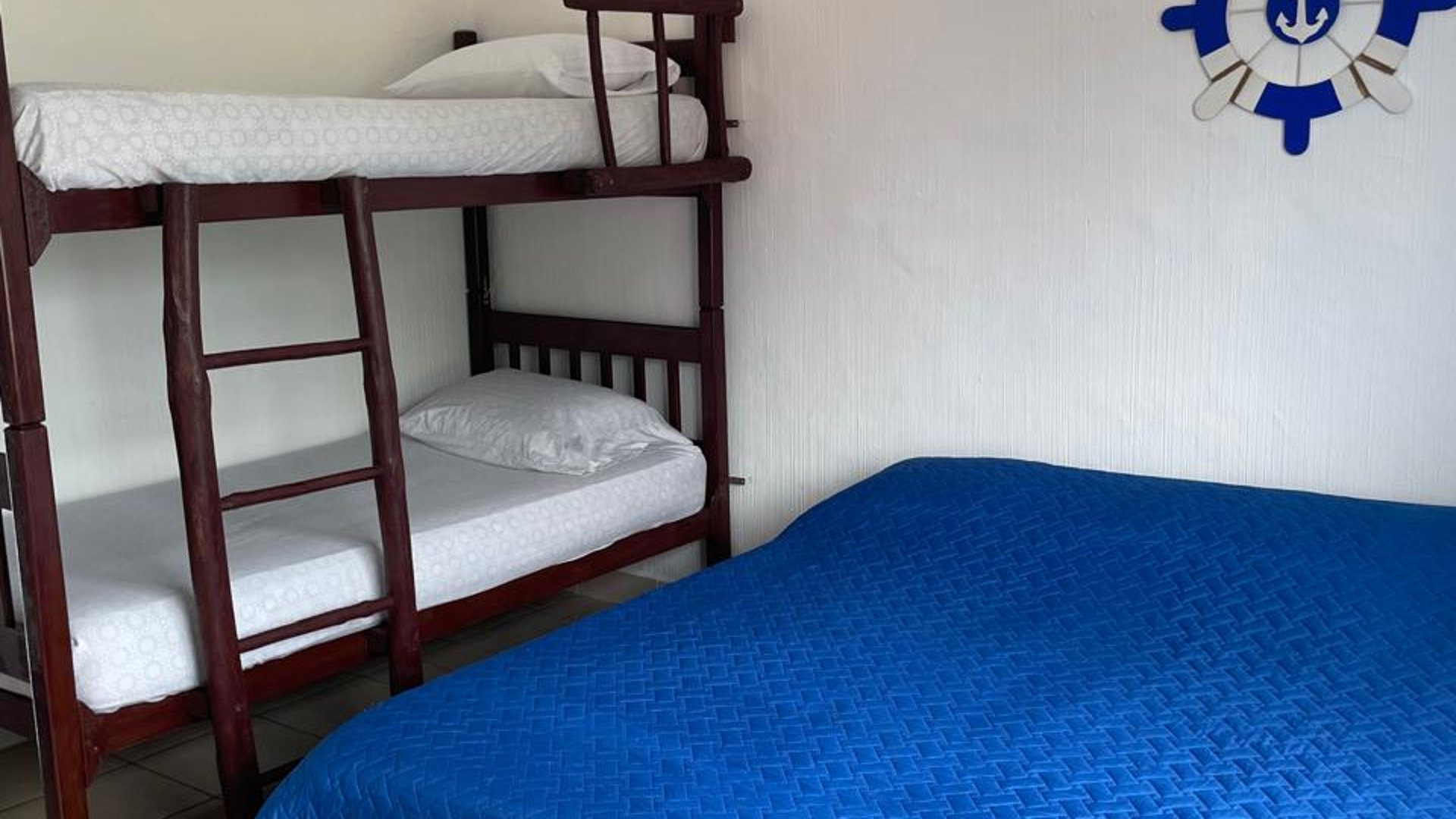 CASA DE PLAYA EN CONDOMINIO CASA DEL PACÍFICO – CARRETERA A MONTERRICO - Miniatura 7