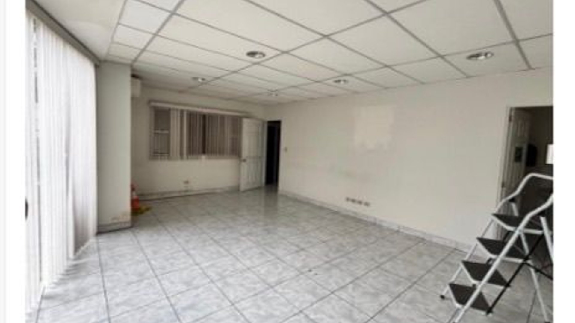 Bodega Premium en Renta, Zona 11 Guatemala: 7 Parqueos, 748m² - Miniatura 6
