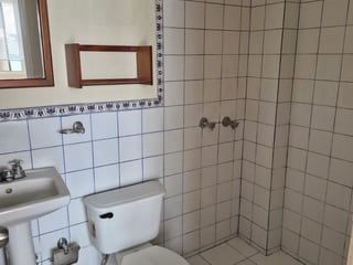 Apartamento amueblado tipo efficiency zona 9 - 5