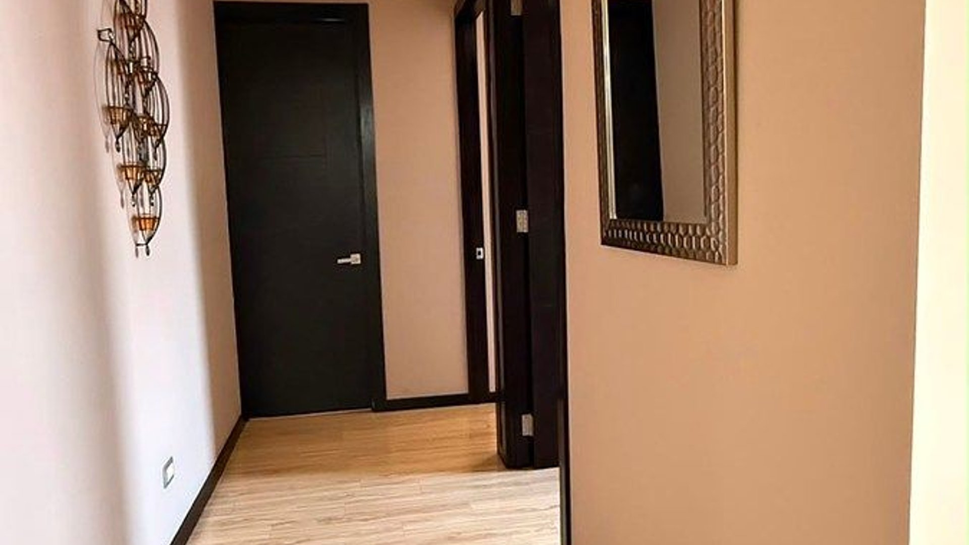 APARTAMENTO AMUEBLADO EN RENTA | TORRE 14, ZONA 14 - Miniatura 10