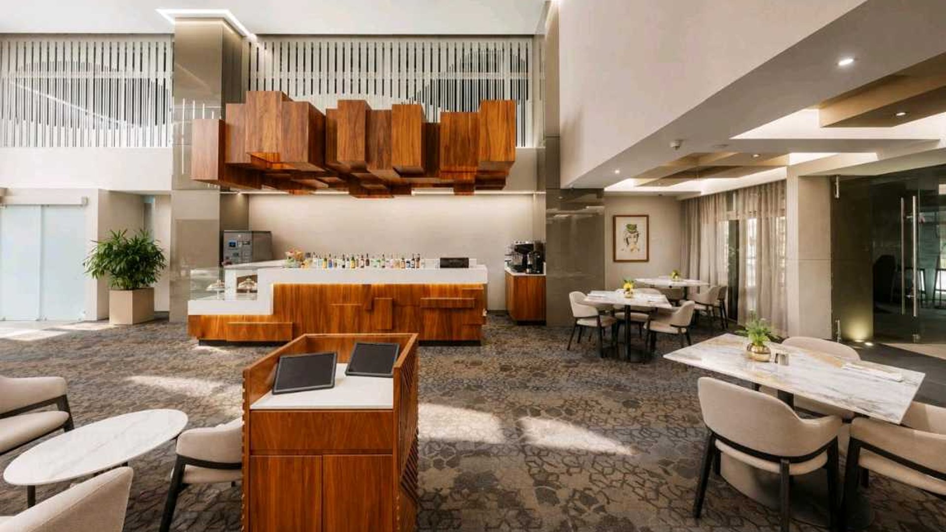 APARTAMENTO AMUEBLADO EN ALQUILER ???? Edificio Adriatika, Zona 14 - Miniatura 12