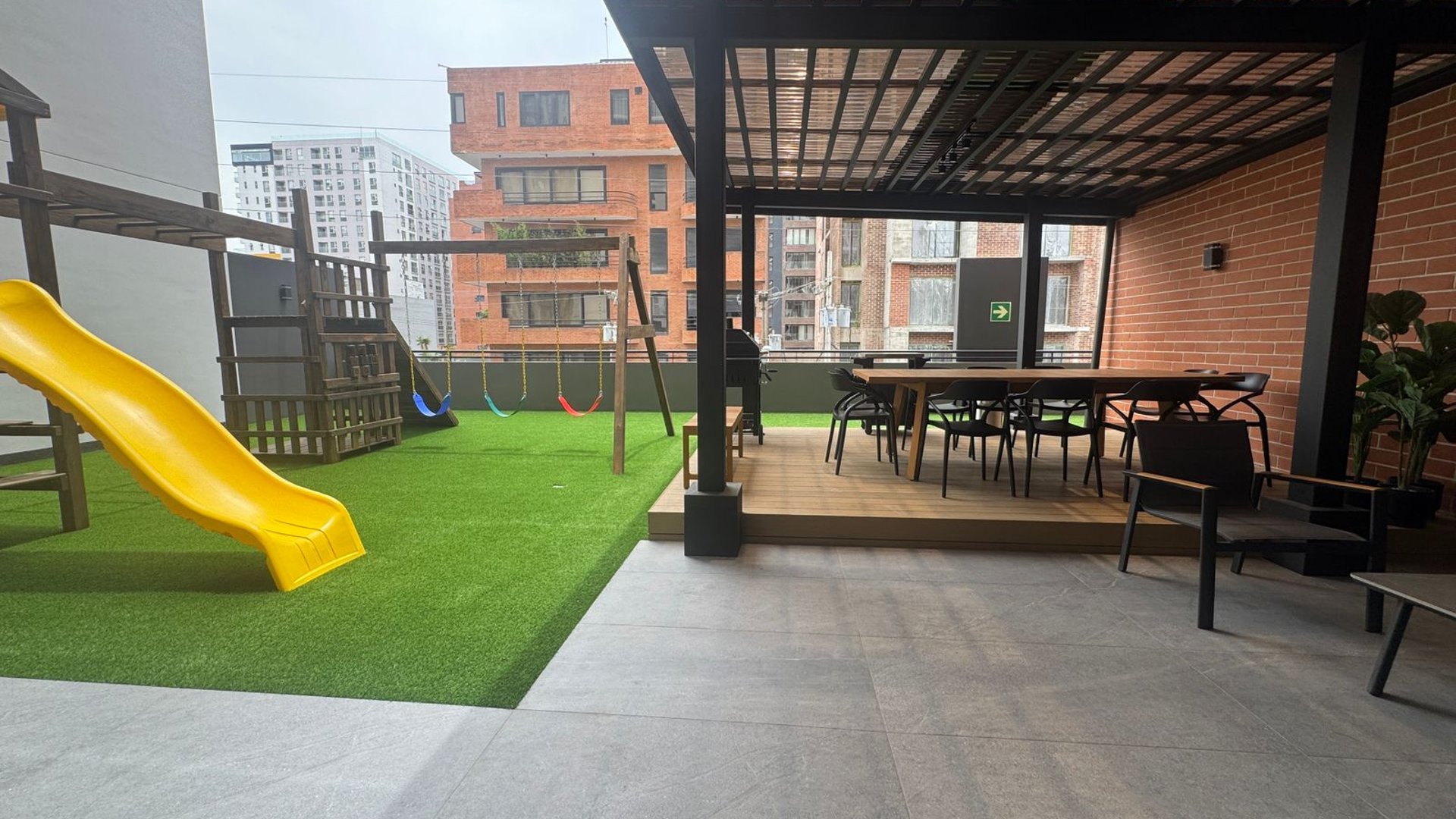 Apartamento en Venta  Edificio Neo 2, Zona 10 Ref-6034 - Miniatura 3