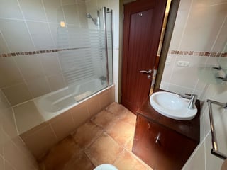 Venta hermosa casa en Km 20 Carr. a Fraijanes, Colinas de Castel (C) - Image 25