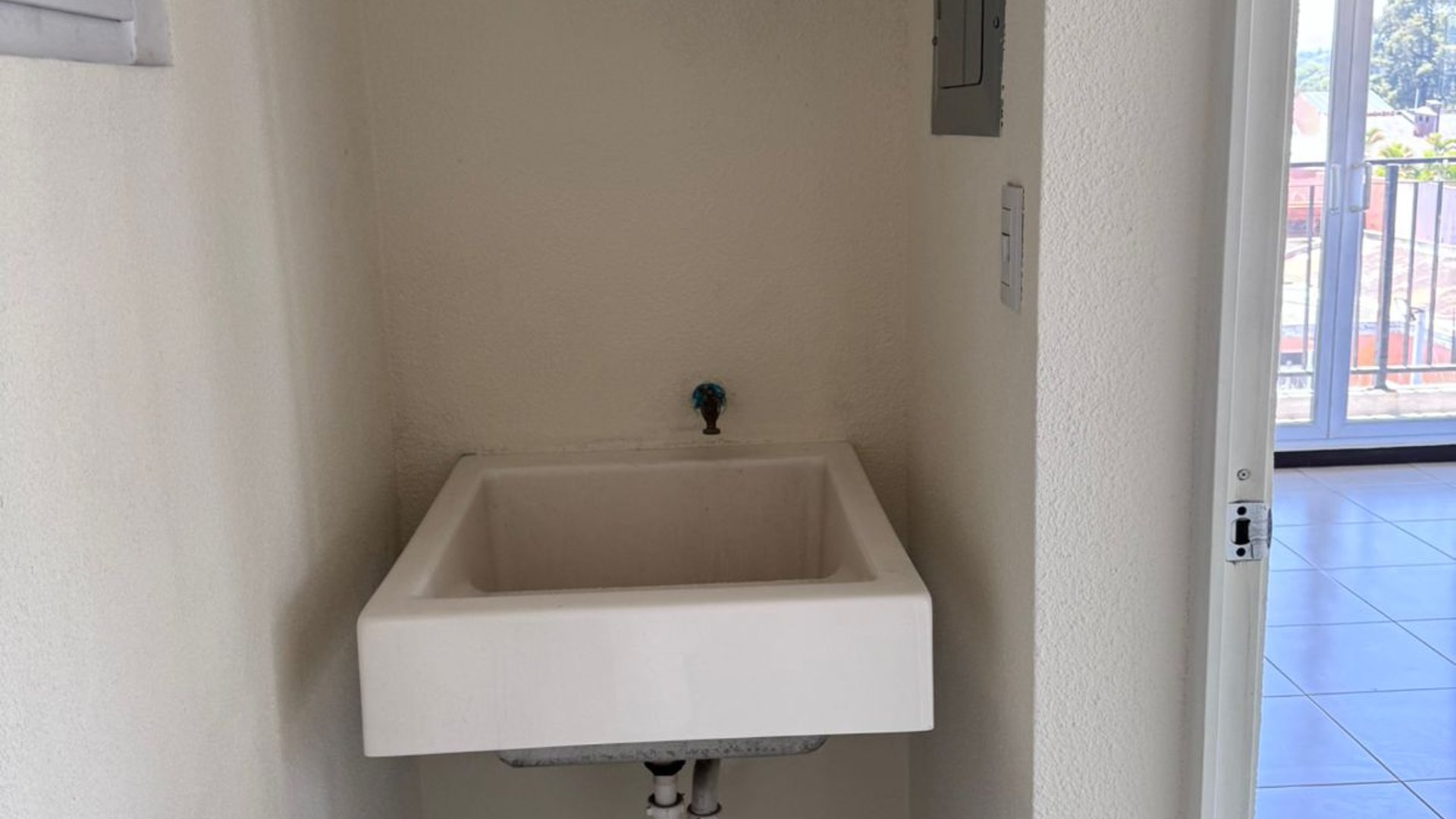 Alquilo precioso apartamento en PARQUE 11 - Miniatura 5