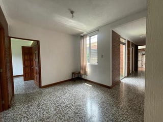 Casa de 1 Nivel en Renta, Colonia Monte María | 3 Hab y 4 Parqueos - 3