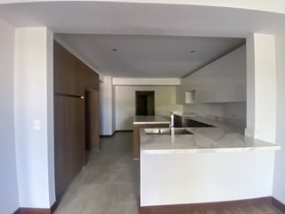 Apartamento en Venta Edificio Milenia, zona 10 - 2