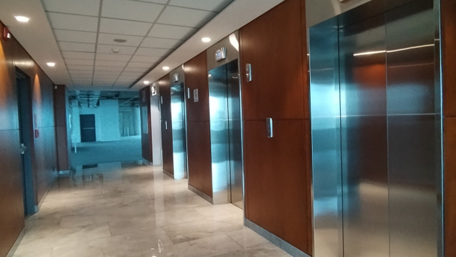 Oficina en renta en Americas zona 13 - Miniatura 6