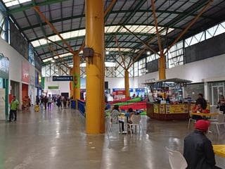 Locales comerciales en renta – Centrasur / CENMA, zona 12 - Image 4