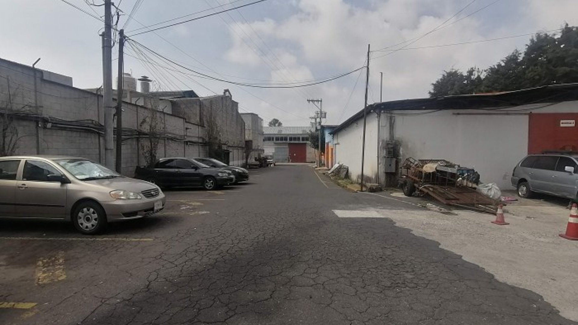 Bodega en alquiler carretera a el salvador km.13 - Miniatura 5