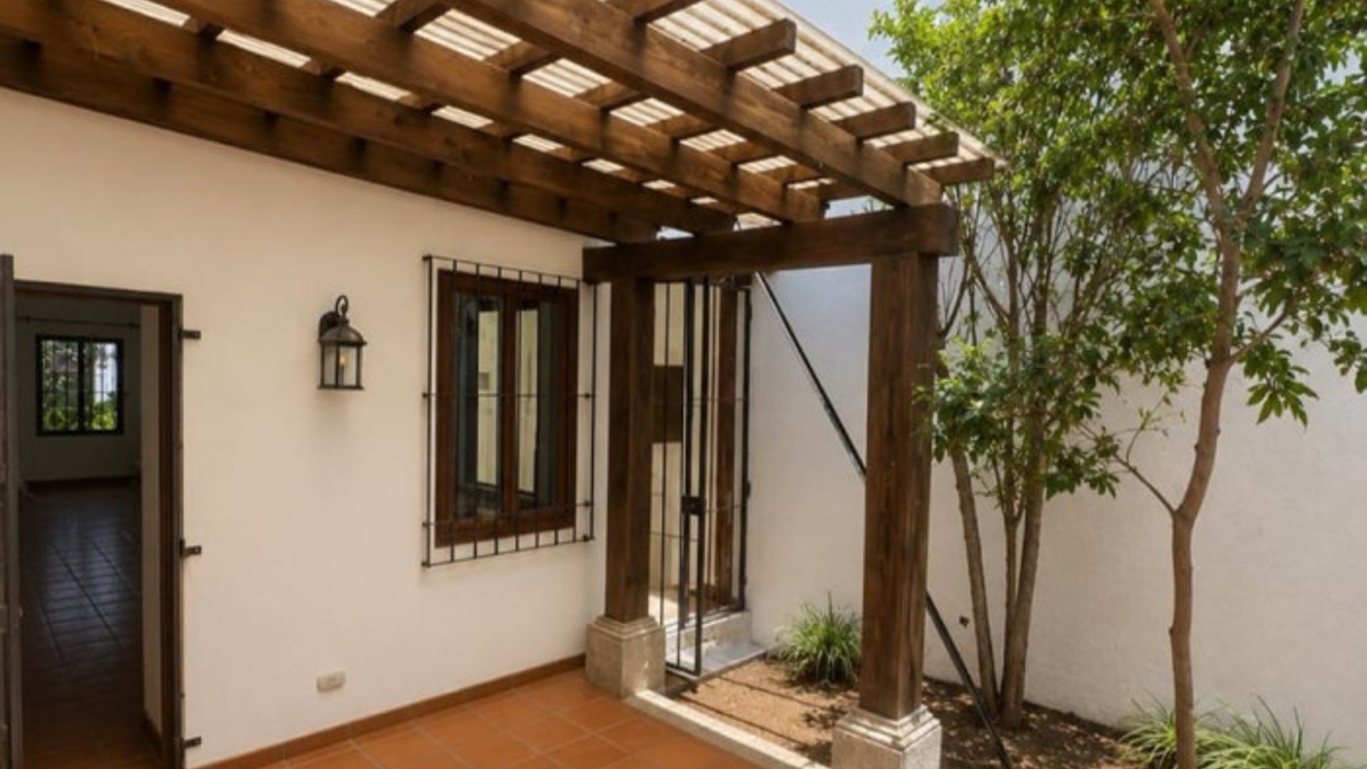 CASA EN RENTA AMUEBLADA | SAN MIGUEL ESCOBAR - Miniatura 4