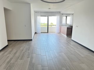Apartamentos en renta en Edificio Segheria zona 14 - 2