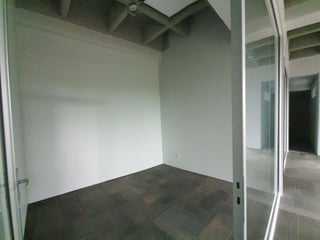 Alquiler oficina en zona 10 Diagonal ¡oficina céntrica! - 3