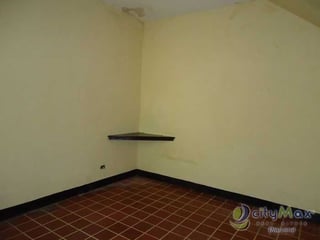 Casa para uso comercial en renta zona 5 - 4