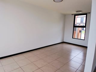 En renta Casa nueva  Senderos del Comendador 2 - 3