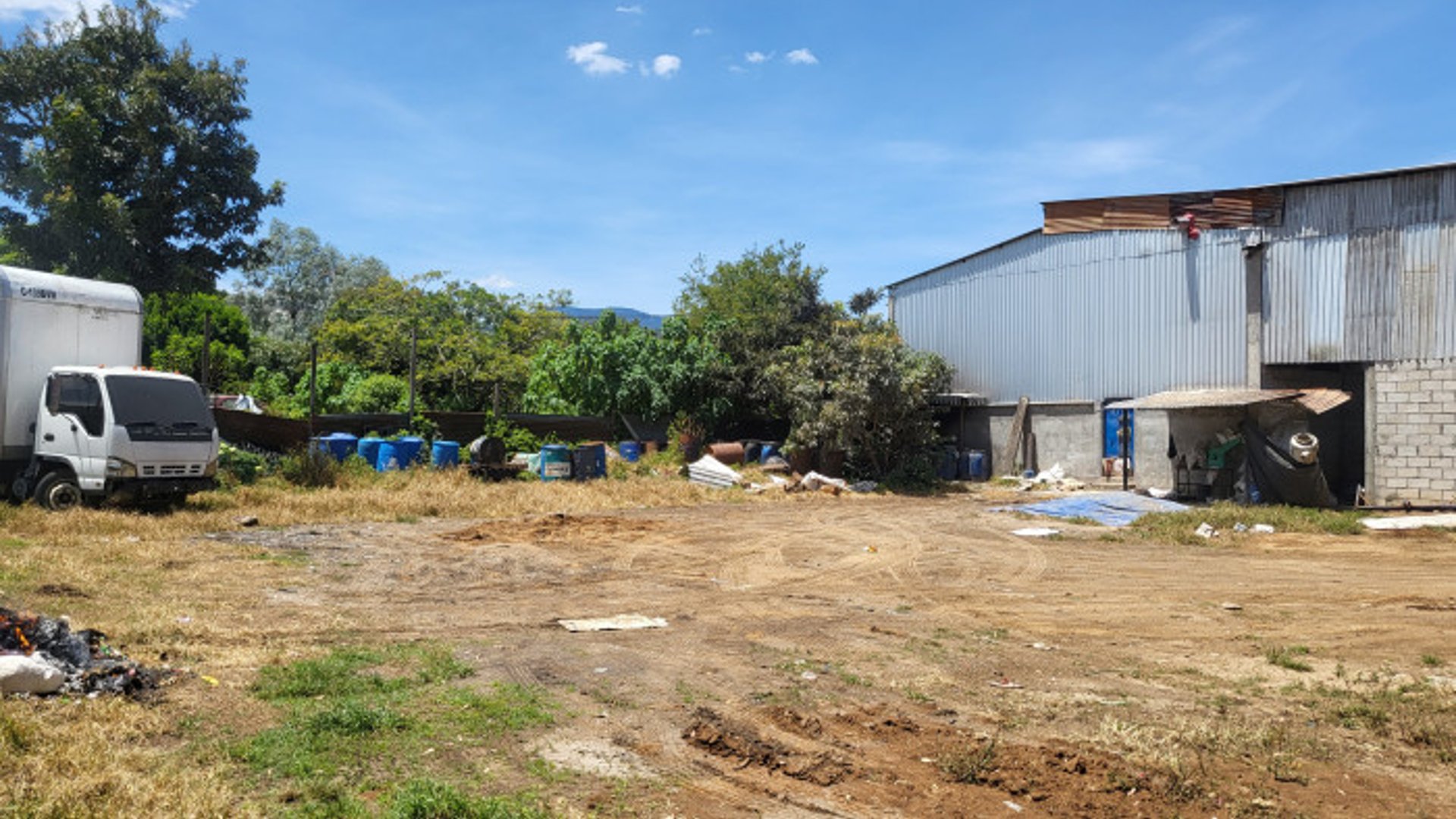 Terreno Comercial en Renta San Andres Chimaltenango - Miniatura 7