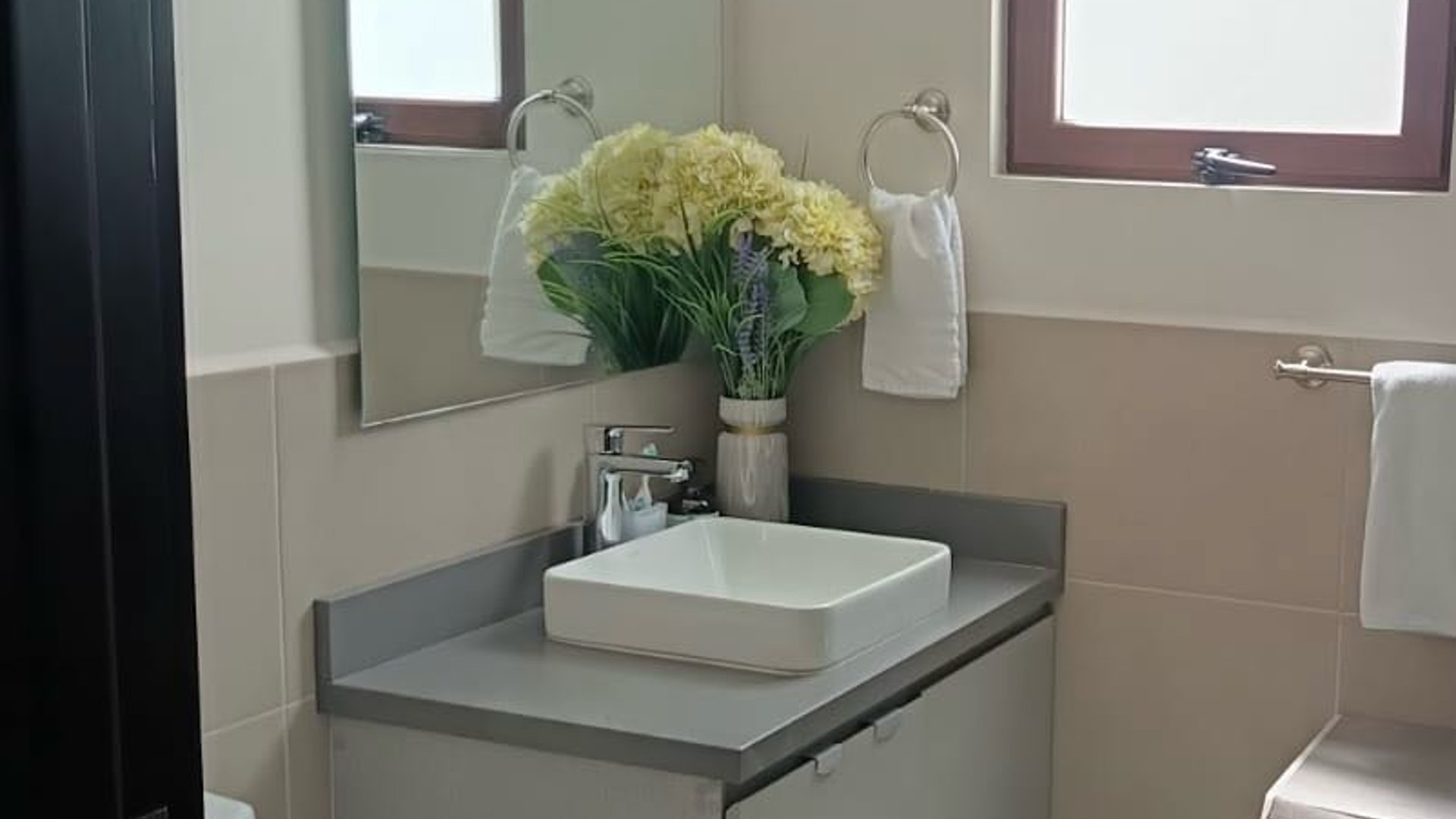 Apartamento Amueblado en Venta Lirios de Cayala Zona 16 - Miniatura 13