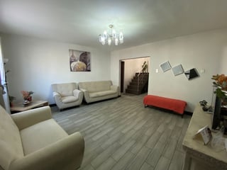 Casa en Venta en a pocos Minutos del Centro de Antigua - Image 1