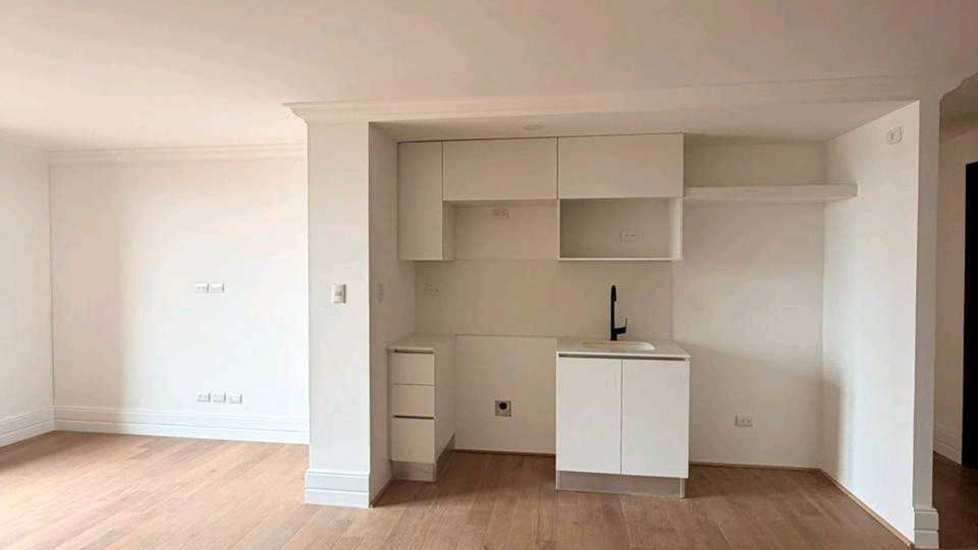 APARTAMENTO EN ALQUILER – Edificio Céntrico, Zona 5 - Miniatura 5