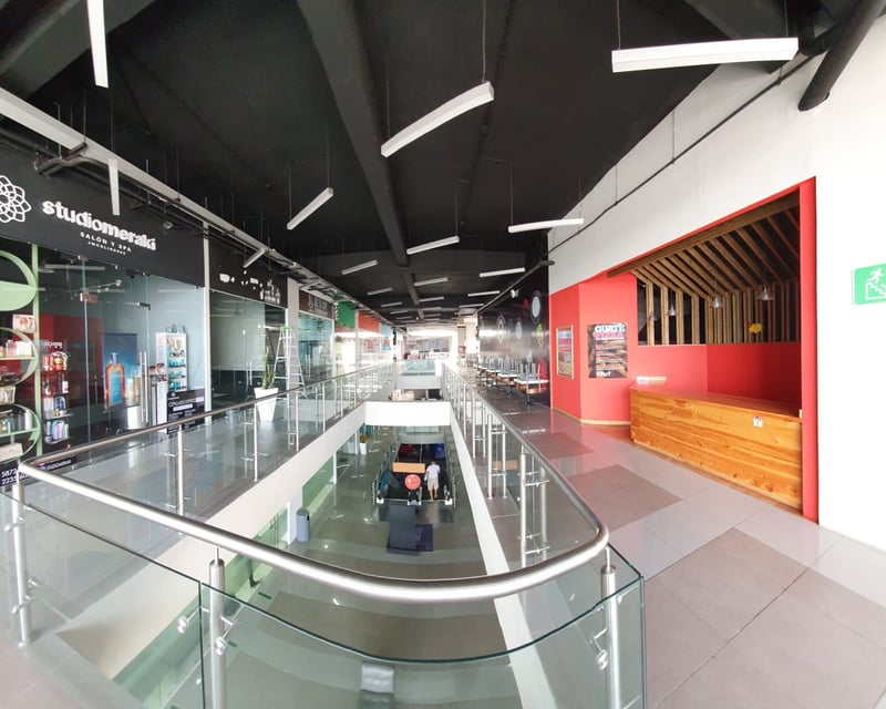 Local comercial en renta en zona 7 Calzada San Juan