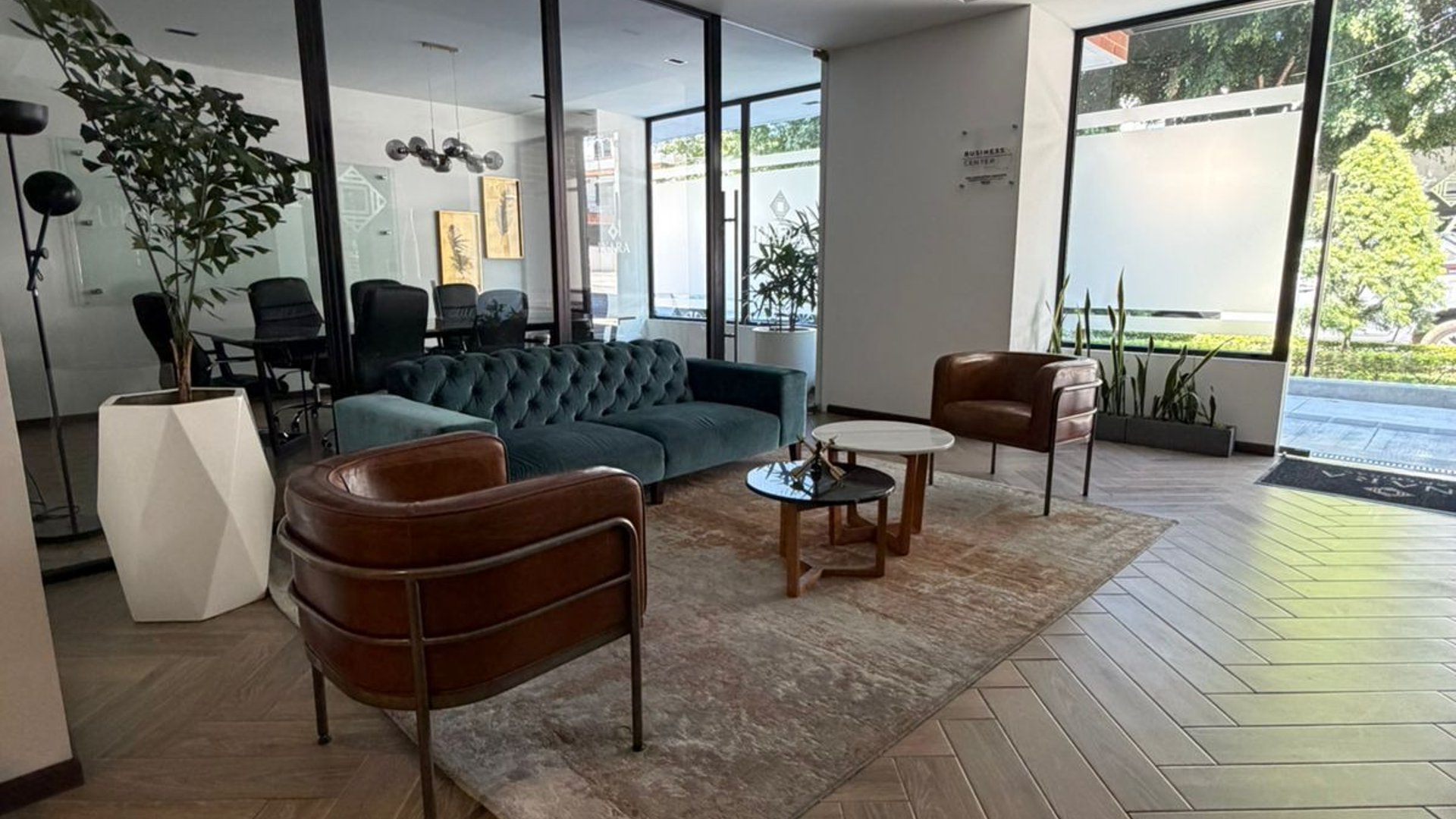 Apartamento amueblado en renta en zona 13 / Inara - Miniatura 10