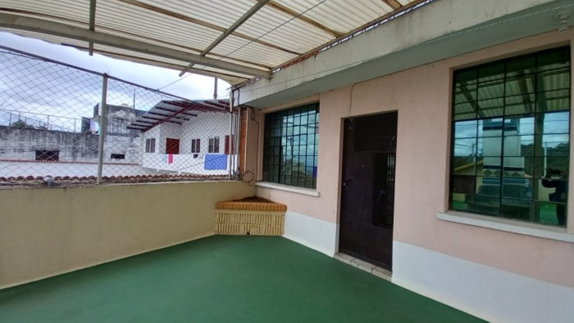 Casa grande en venta cerca a Carretera Interamericana - Miniatura 2