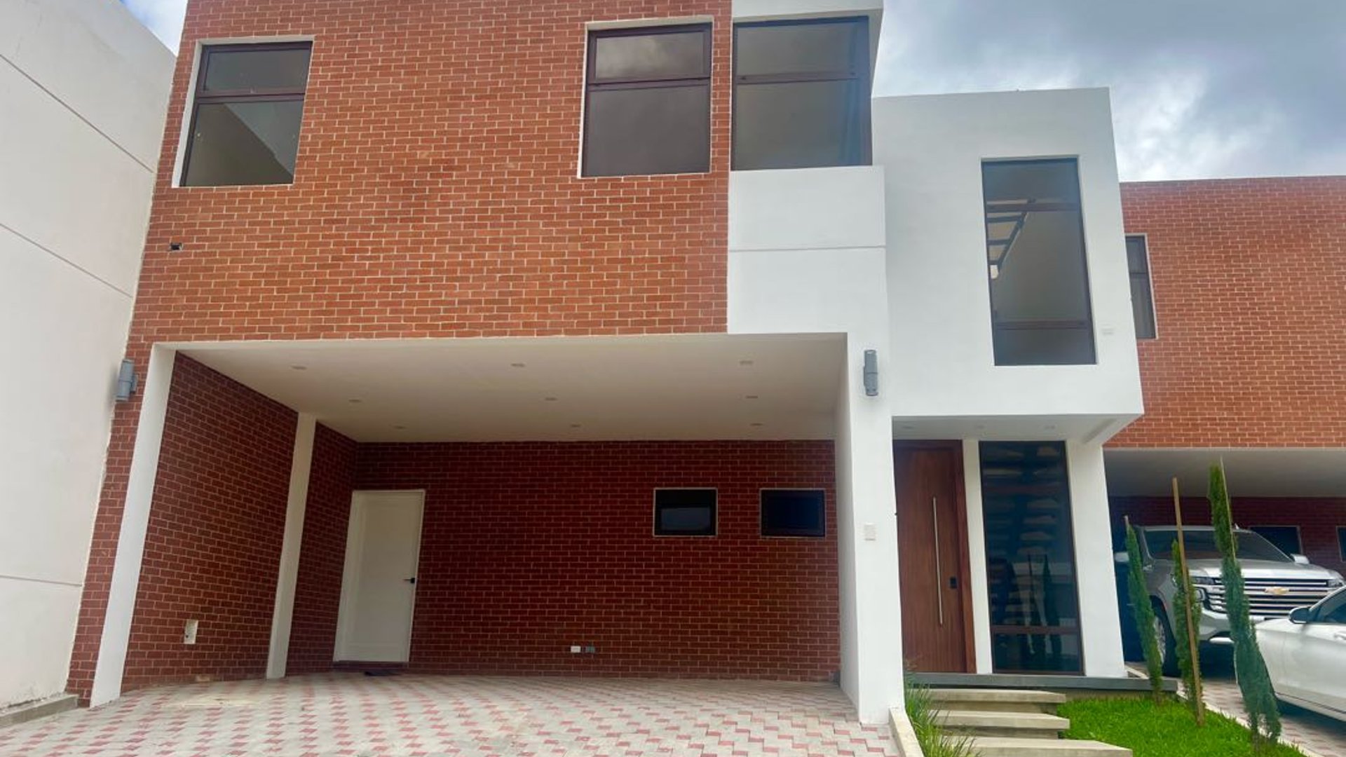 VENTA DE HERMOSA CASA - VILLAS DE ALCALÁ, KM 16.5 CAES 