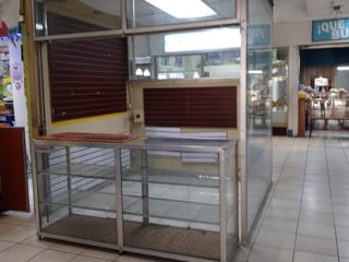 KIOSKO EN VENTA EN CENTRO COMERCIAL GRAN PORTAL  PETAPA - 2