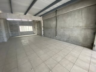OFIBODEGA EN RENTA  COND. ZONA DE NEGOCIOS SAN NICOLÁS, Z. 4 DE MIXCO - Image 6