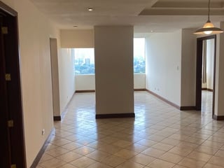 Apartamento en Venta en Edificio Milenia, dentro de Oakland, Zona 10 - 2