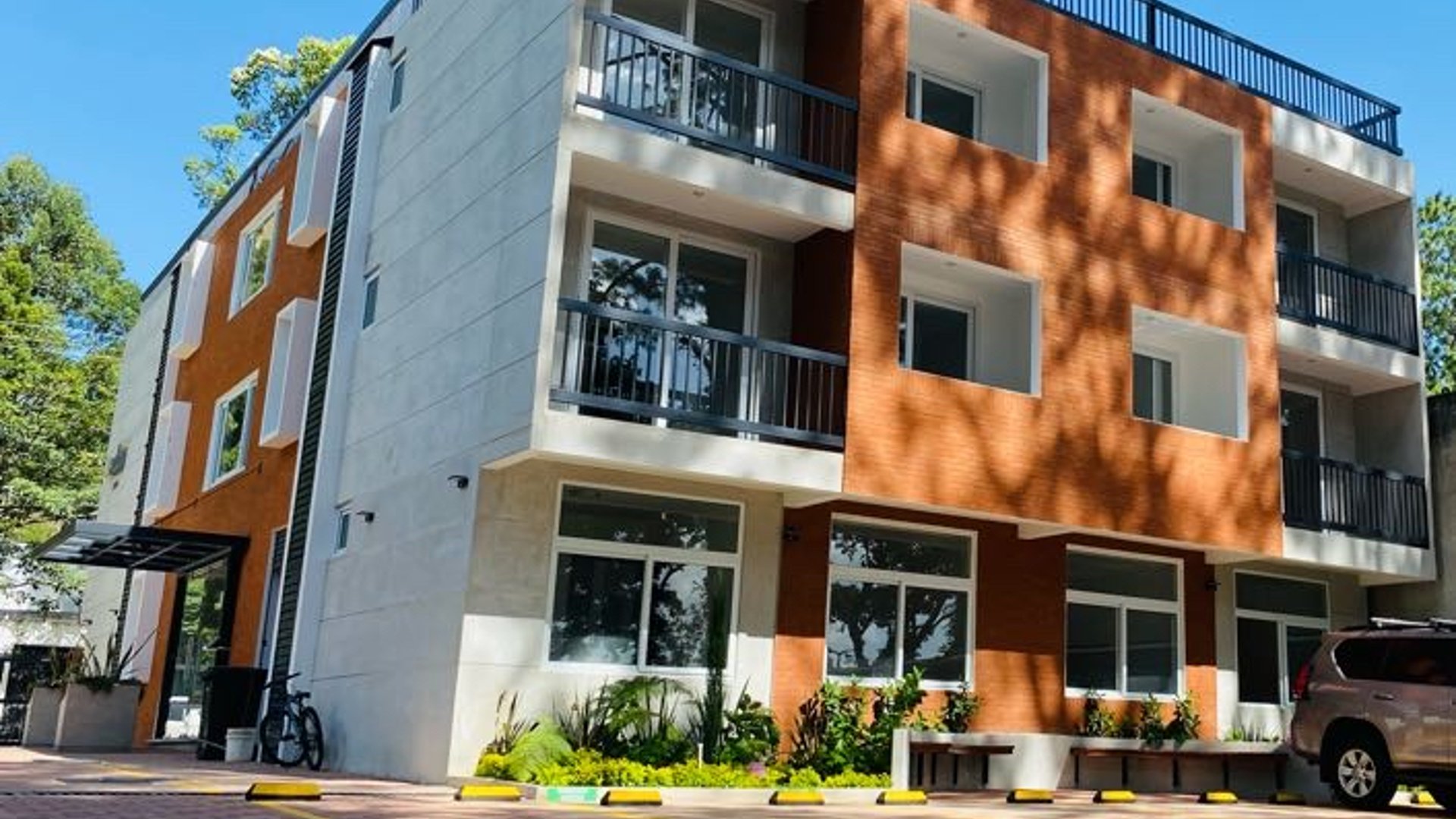 Apartamento en Renta  Zona 16 con Vista a Cayalá - Miniatura 14