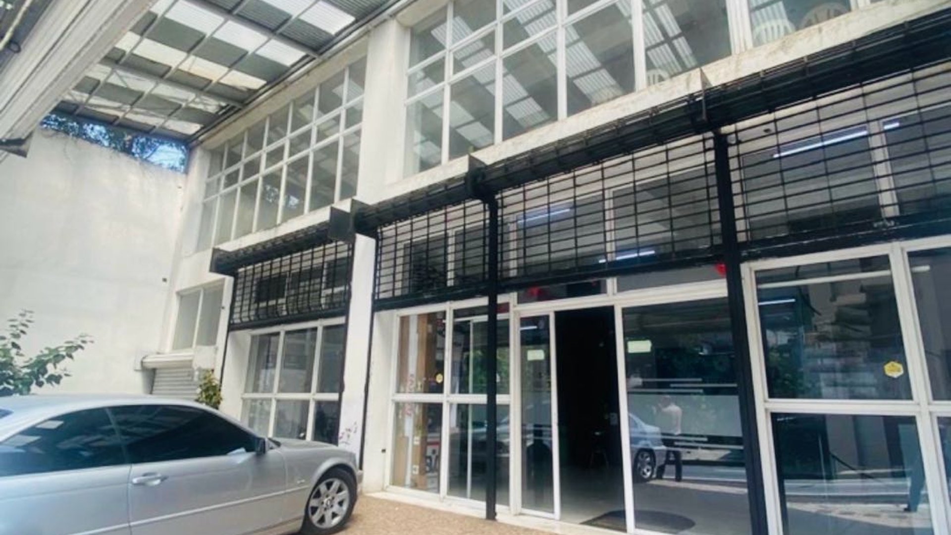 Edificio en Renta Km. 16 Calzada Roosevelt