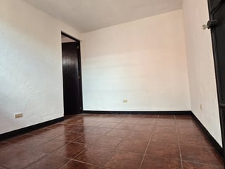 Casa en Venta San Pedro Las Huertas Antigua Guatemala. - Image 11