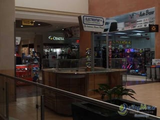 Local en Food Court zona 17 - 3