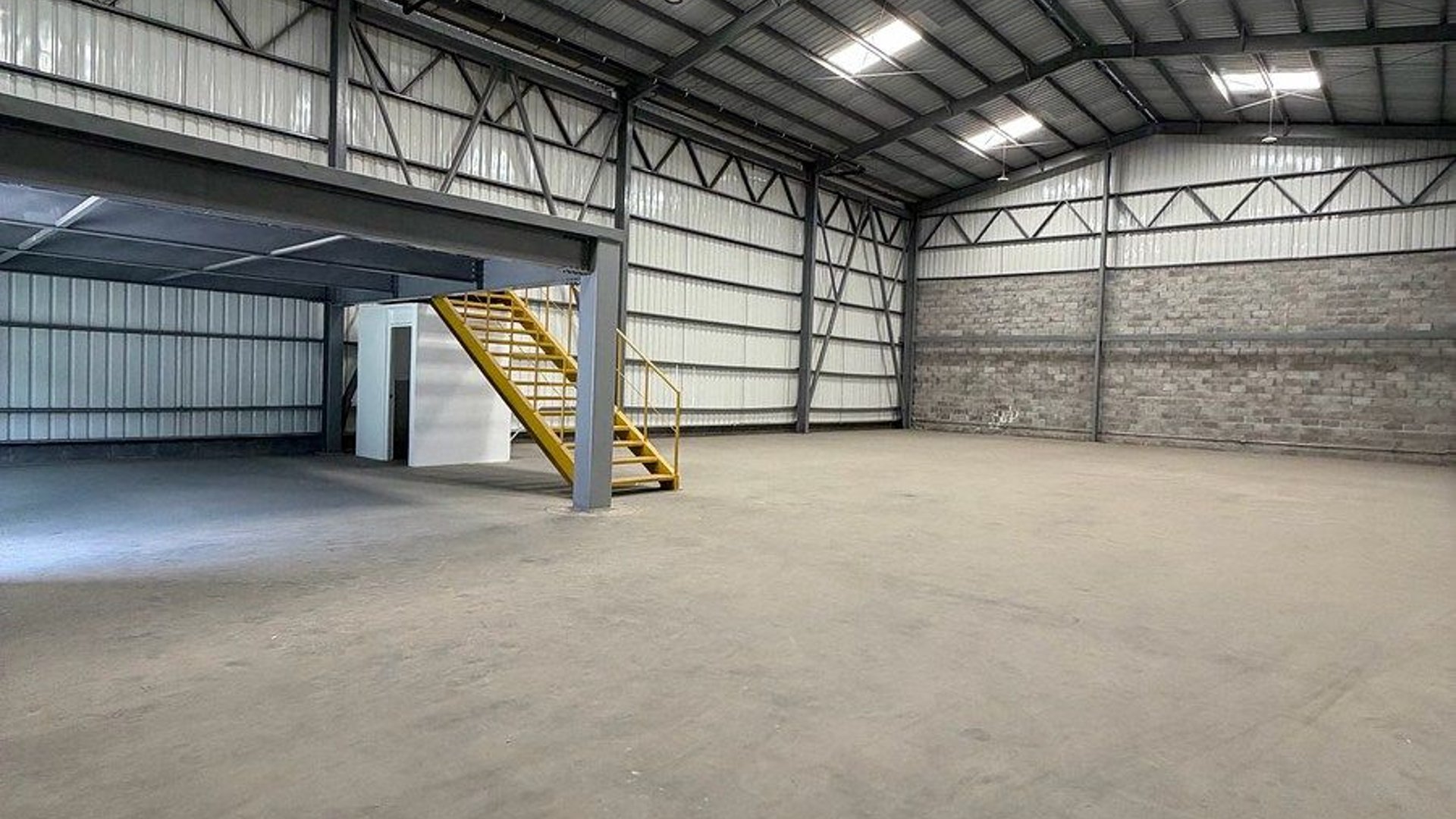 BODEGA EN RENTA / VENTA VILLA CANALES - Miniatura 8