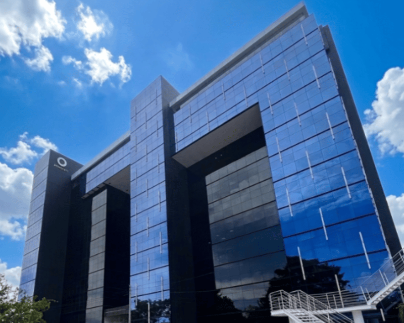 Oficina en Renta con 573m² en Zona 10