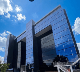 Oficina en Renta con 573m² en Zona 10