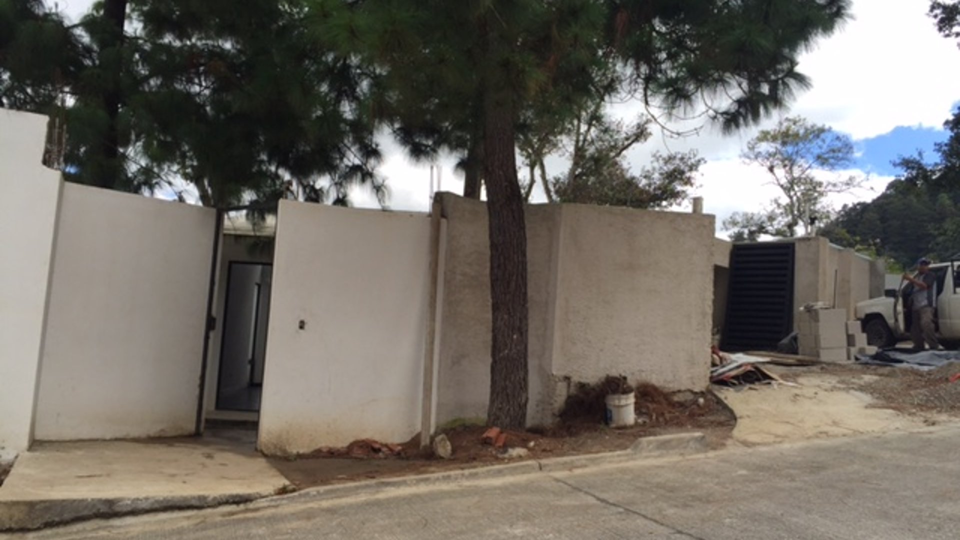 Casa para estrenar en Las Cumbres, zona 16