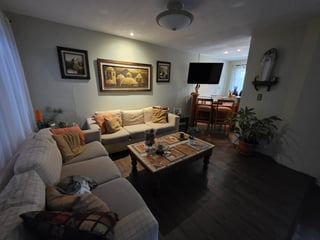 Vendo casa de 5 habitaciones cerca de Bosques de San Nicolas Ref-5549 - 4